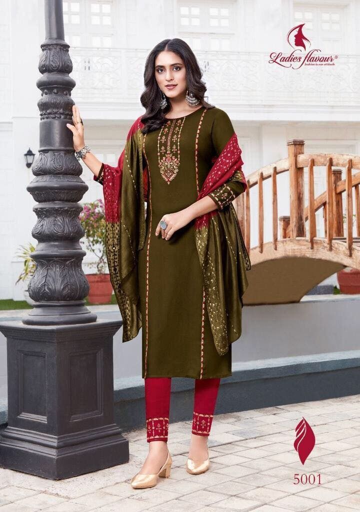 Brand Kurti Pant and Dupatta - Image 2